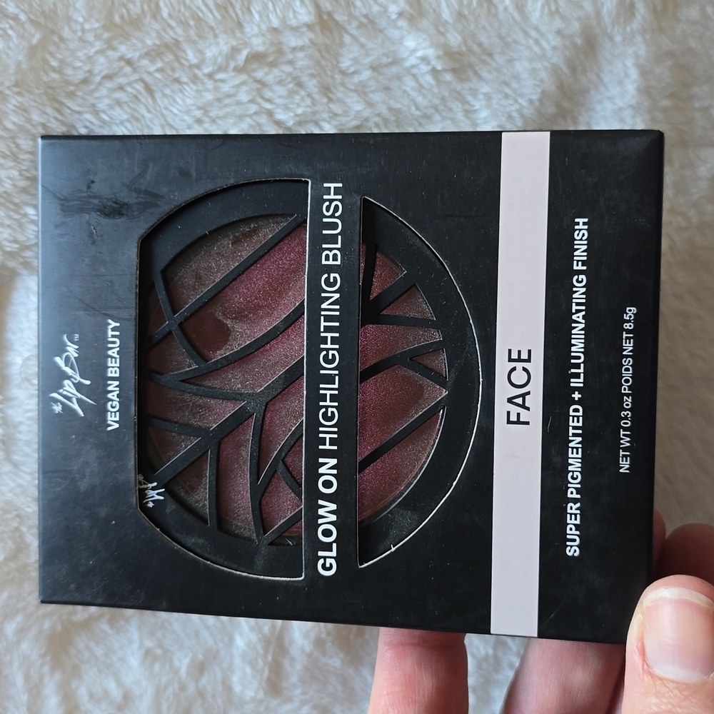 The Lip‎ Bar Glow On Highlighting Blush NWT